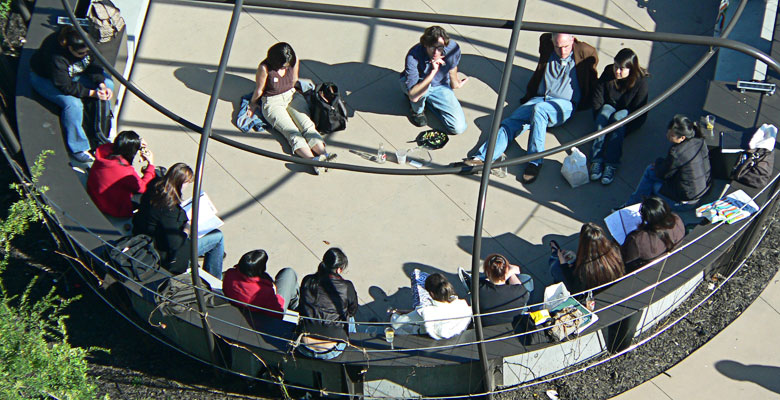 People chatting in the Golden Gate Park