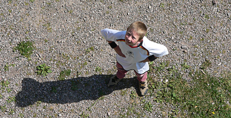 Bastian looking up