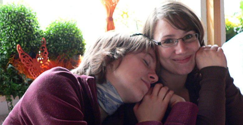 Annette pretends to be tired and Yvonne